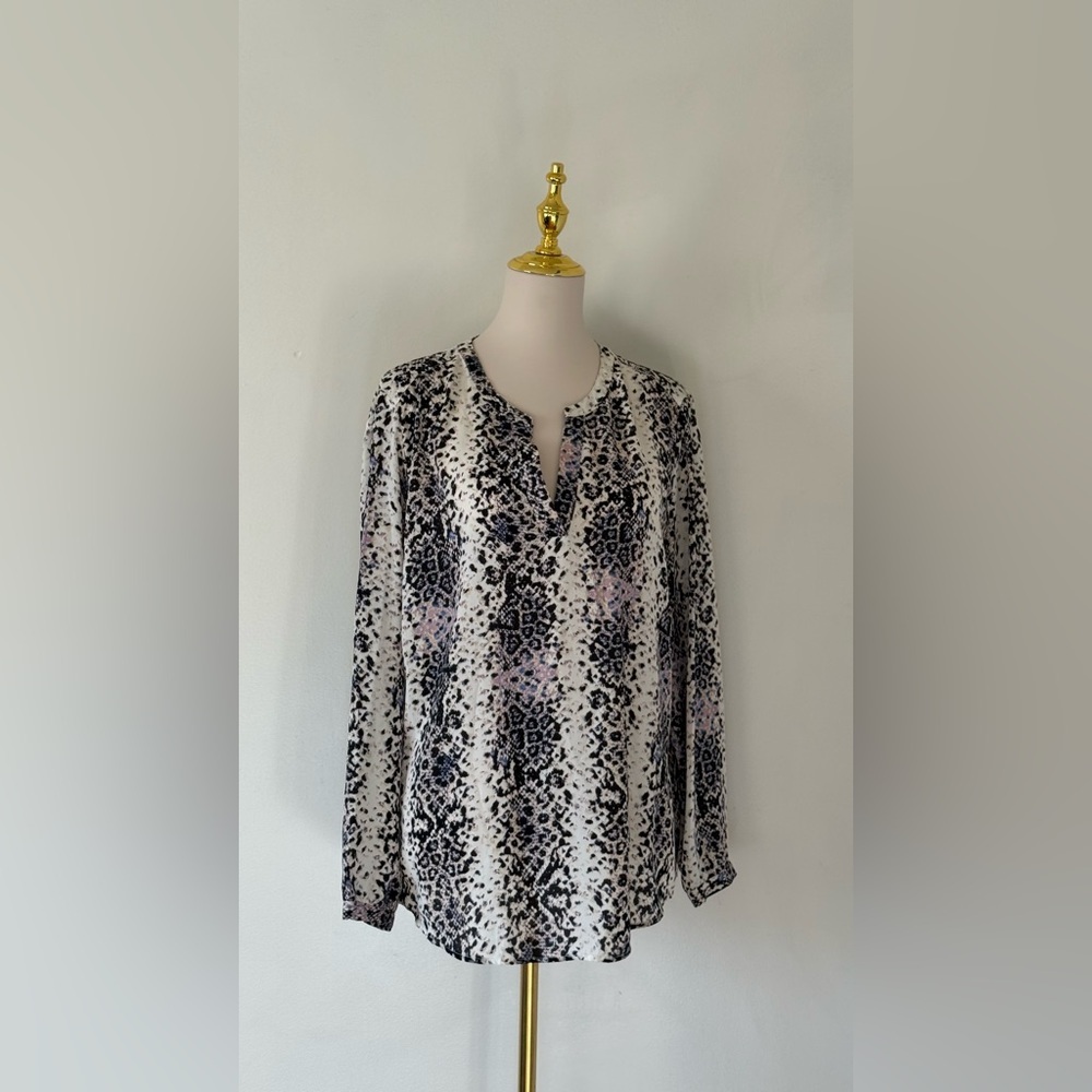 Elegant Black and White Women's Leopard Long Sleeve Top Size XL